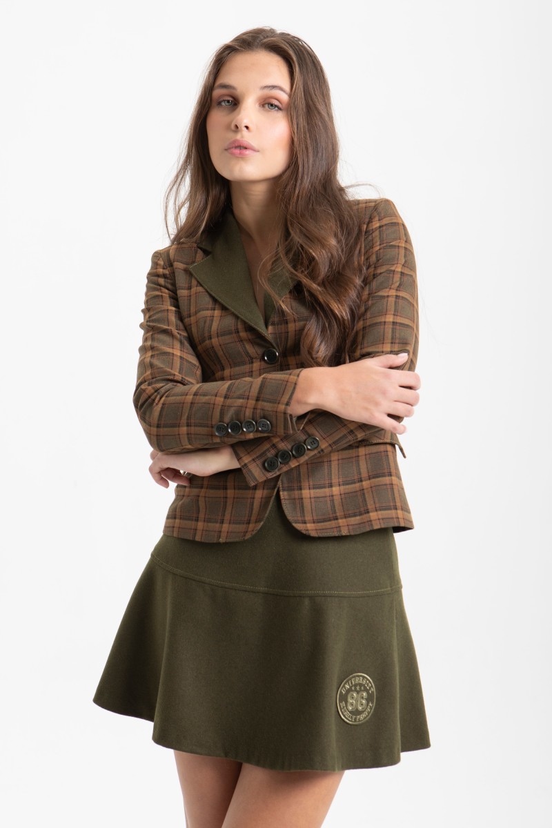 FALDA DE LANA VERDE CON ESCUDO
