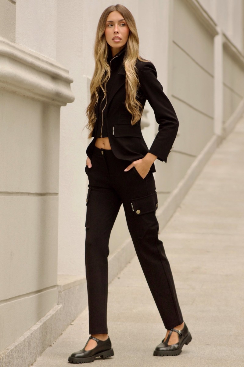 PANTALÓN BOLSILLOS NEGRO