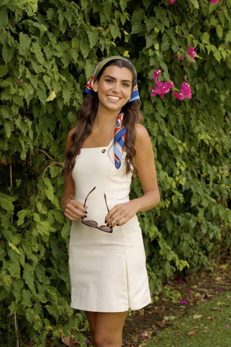 VESTIDO OJETES